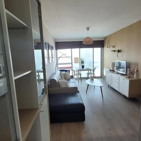 West-ende Apartment *