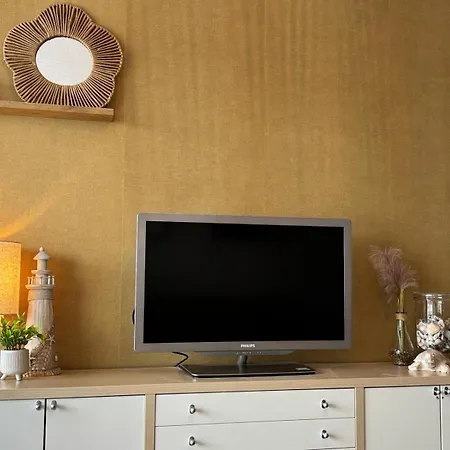 West-ende ميدل كيرك